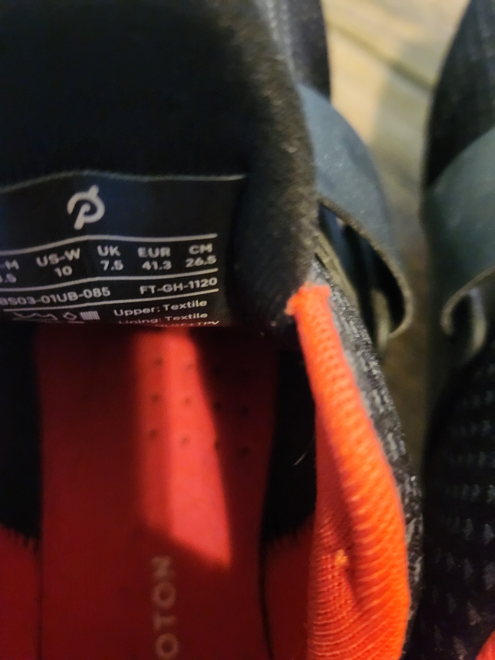 Peloton Black Spin Shoes with Red Lining - Picture 4 of 4